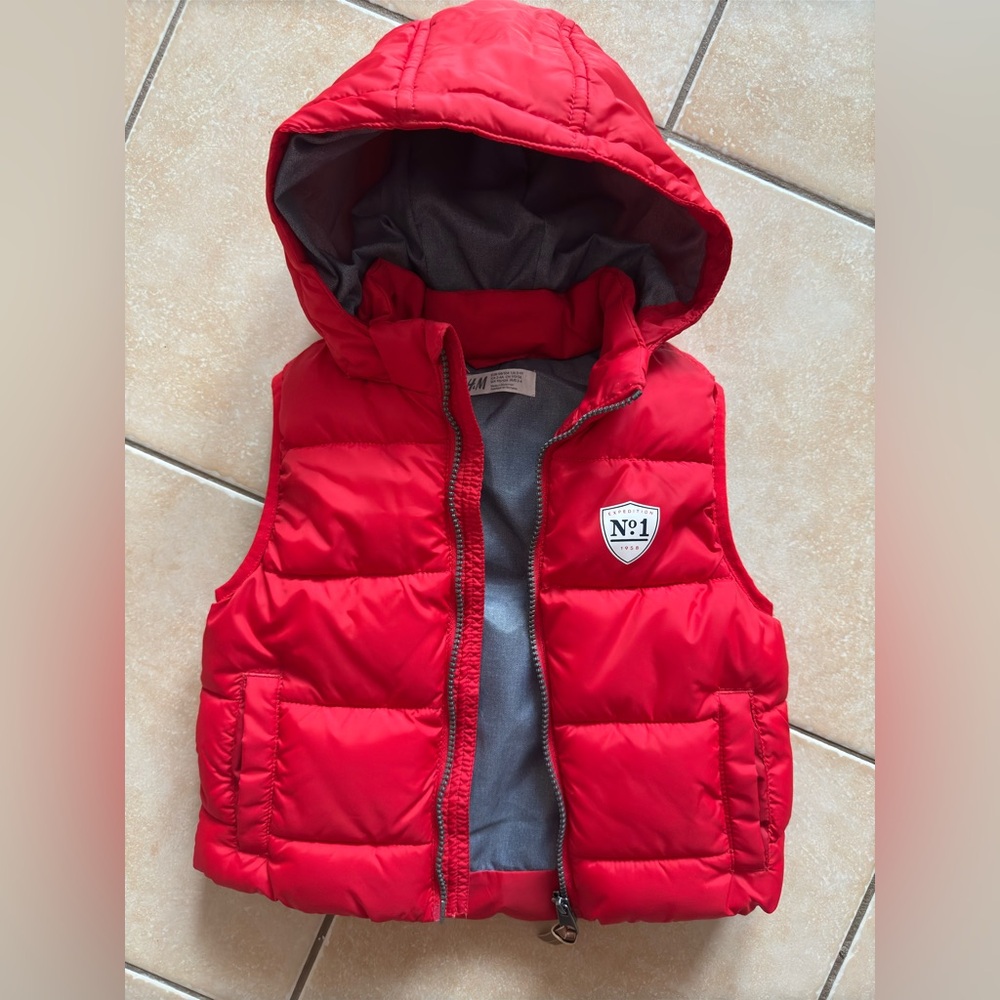 H&M vest kids size 2-4T